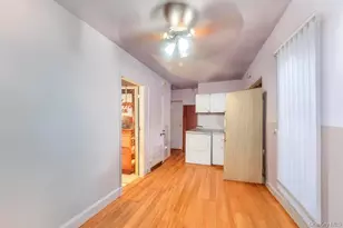 182 Commack Rd, Deer Park, NY 11729 - Photo 16