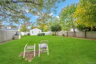 182 Commack Rd, Deer Park, NY 11729 - Photo 6