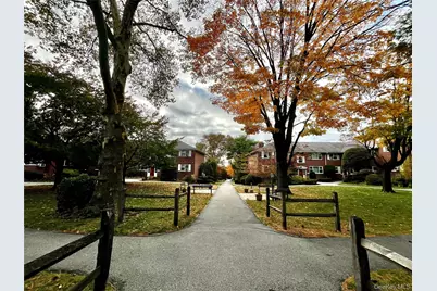 121 N Broadway #11E, White Plains, NY 10603 - Photo 12