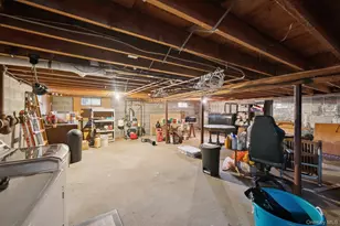 186 Jamaica Ave, Medford, NY 11763 - Photo 26