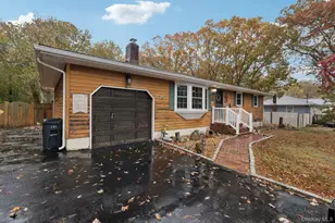186 Jamaica Ave, Medford, NY 11763 - Photo 2
