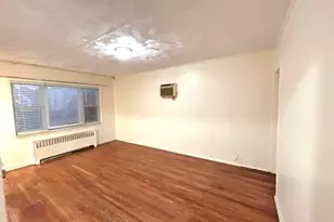 238-23 148th Dr, Rosedale, NY 11422 - Photo 4