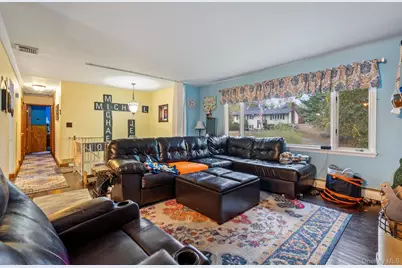 1 Apple Lane, Wallkill, NY 12589 - Photo 4