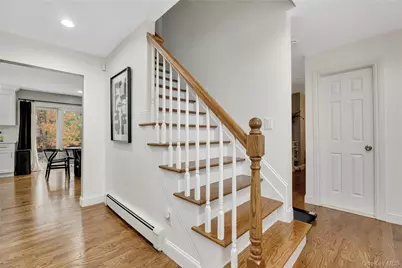 3256 Park Avenue, Wantagh, NY 11793 - Photo 2