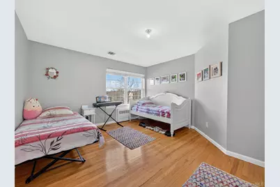 1310 Parkview Drive, Spring Valley, NY 10977 - Photo 22