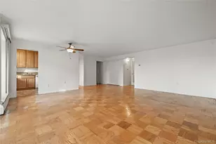 100 Clinton Ave, Mineola, NY 11501 - Photo 4