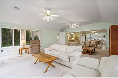 113 Overlook Drive, Mastic, NY 11950 - Photo 10