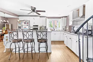 10 Maple Ave, Patchogue, NY 11772 - Photo 8