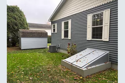 1661 Old Country Road #506, Riverhead, NY 11901 - Photo 36