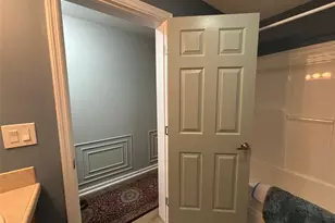 1661 Old Country Rd, Riverhead, NY 11901 - Photo 22