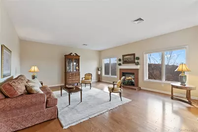 882 Heritage Hills #B, Somers, NY 10589 - Photo 10