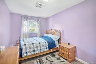 222-35 Davenport Ave, Queens Village, NY 11428 - Photo 22