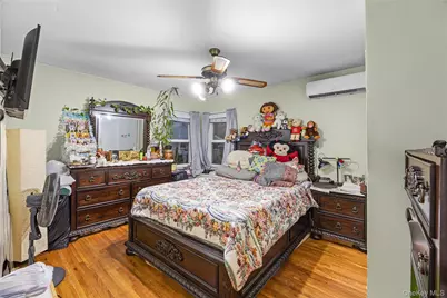 24612 86th Road, Bellerose, NY 11426 - Photo 12