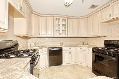 540 W Central Avenue #101, Monsey, NY 10952 - Photo 6