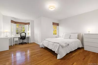 60 Haviland Lane, White Plains, NY 10605 - Photo 14