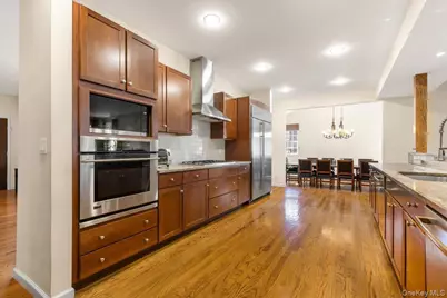 60 Haviland Lane, White Plains, NY 10605 - Photo 6