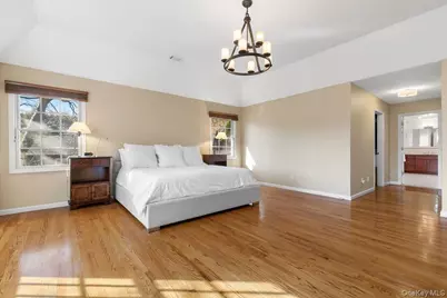 60 Haviland Lane, White Plains, NY 10605 - Photo 12