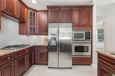 2 Merion Court, Cortlandt Manor, NY 10567 - Photo 10