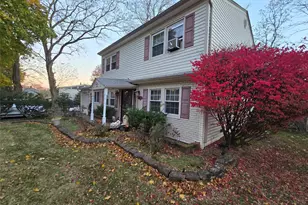 21 Carriage Ln, Hillcrest, NY 10977 - Photo 4