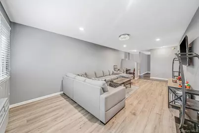 40 W 4th Street #62, Patchogue, NY 11772 - Photo 4