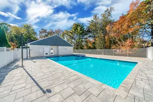40 W 4th St, Patchogue, NY 11772 - Photo 16
