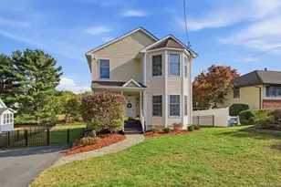 28 Hewitt St, Garnerville, NY 10923 - Photo 2