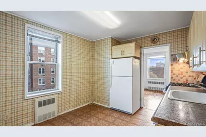 68-20 Selfridge Street #4K, Forest Hills, NY 11375 - Photo 8