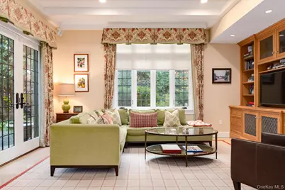 24 Homesdale Road, Bronxville, NY 10708 - Photo 12