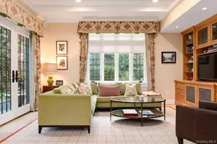 24 Homesdale Rd, Bronxville, NY 10708 - Photo 12