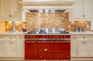 24 Homesdale Rd, Bronxville, NY 10708 - Photo 8