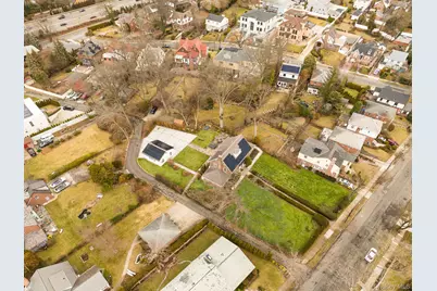 181-23 Henley Road, Jamaica, NY 11432 - Photo 44