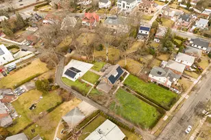 181-23 Henley Rd, Jamaica, NY 11432 - Photo 44