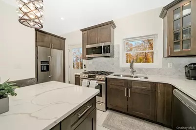 181-23 Henley Road, Jamaica, NY 11432 - Photo 18