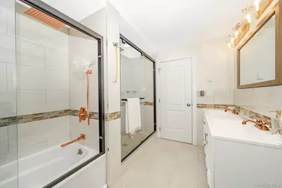 181-23 Henley Road, Jamaica, NY 11432 - Photo 26