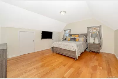 181-23 Henley Road, Jamaica, NY 11432 - Photo 32