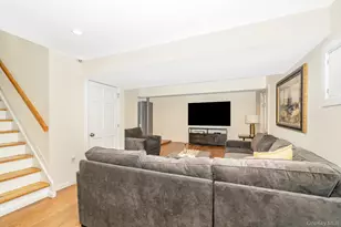 181-23 Henley Rd, Jamaica, NY 11432 - Photo 34