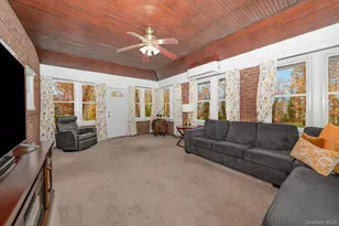 181-23 Henley Rd, Jamaica, NY 11432 - Photo 20