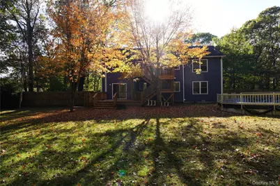 11 Pamela Drive, Ridge, NY 11961 - Photo 4