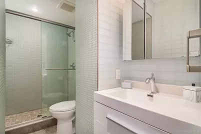 133 Pondfield Road #2B, Bronxville, NY 10708 - Photo 6