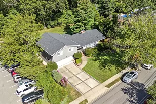 1030 Lake Shore Dr, Massapequa Park, NY 11762 - Photo 28