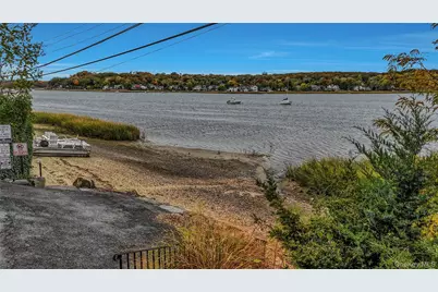 746 Sound View Road, Mill Neck, NY 11771 - Photo 36
