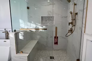 7 Greenway Cir, Syosset, NY 11791 - Photo 14