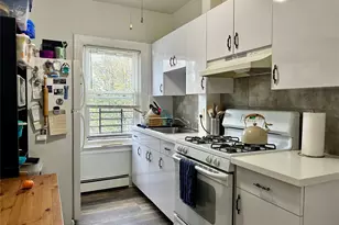 96-06 134th Rd, Ozone Park, NY 11417 - Photo 6