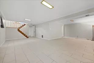 160-31 24th Ave, Whitestone, NY 11357 - Photo 22