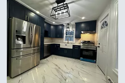 18 Davis Street, Melville, NY 11747 - Photo 20