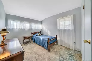 102 Jacqueline Ln, Centereach, NY 11720 - Photo 12