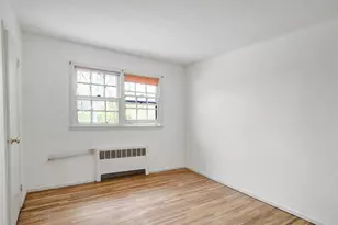 5 Chatham Pl, Dix Hills, NY 11746 - Photo 18