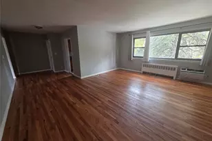 14 Manor House Dr Dr, Dobbs Ferry, NY 10522 - Photo 2