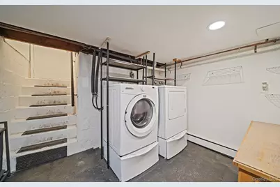 10 Siracusa Boulevard, Smithtown, NY 11787 - Photo 30