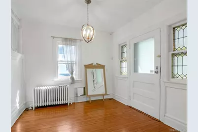 46 Meadow Lane, New Rochelle, NY 10805 - Photo 4